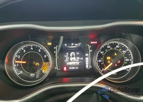 2014 Jeep Cherokee Latitude z USA, uszkodzony, nr VIN 1C4PJMCS2EW125456